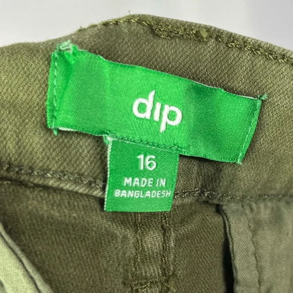 DIP Moss Green Flat Front Chino Shorts 16 - Picture 4 of 4